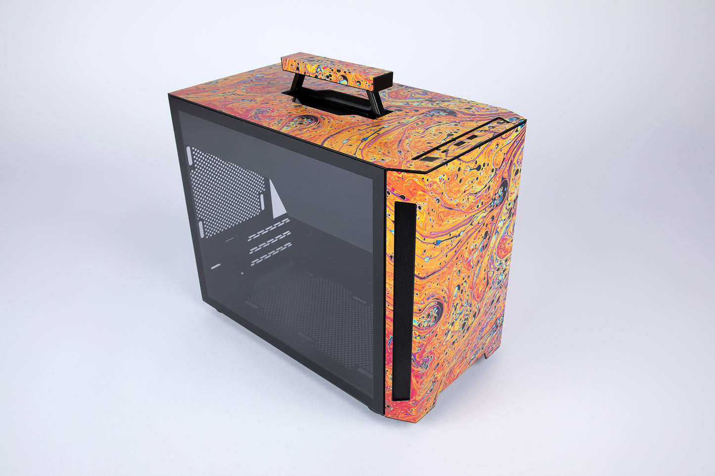 Lian Li TU150 Dynamic Skyskin